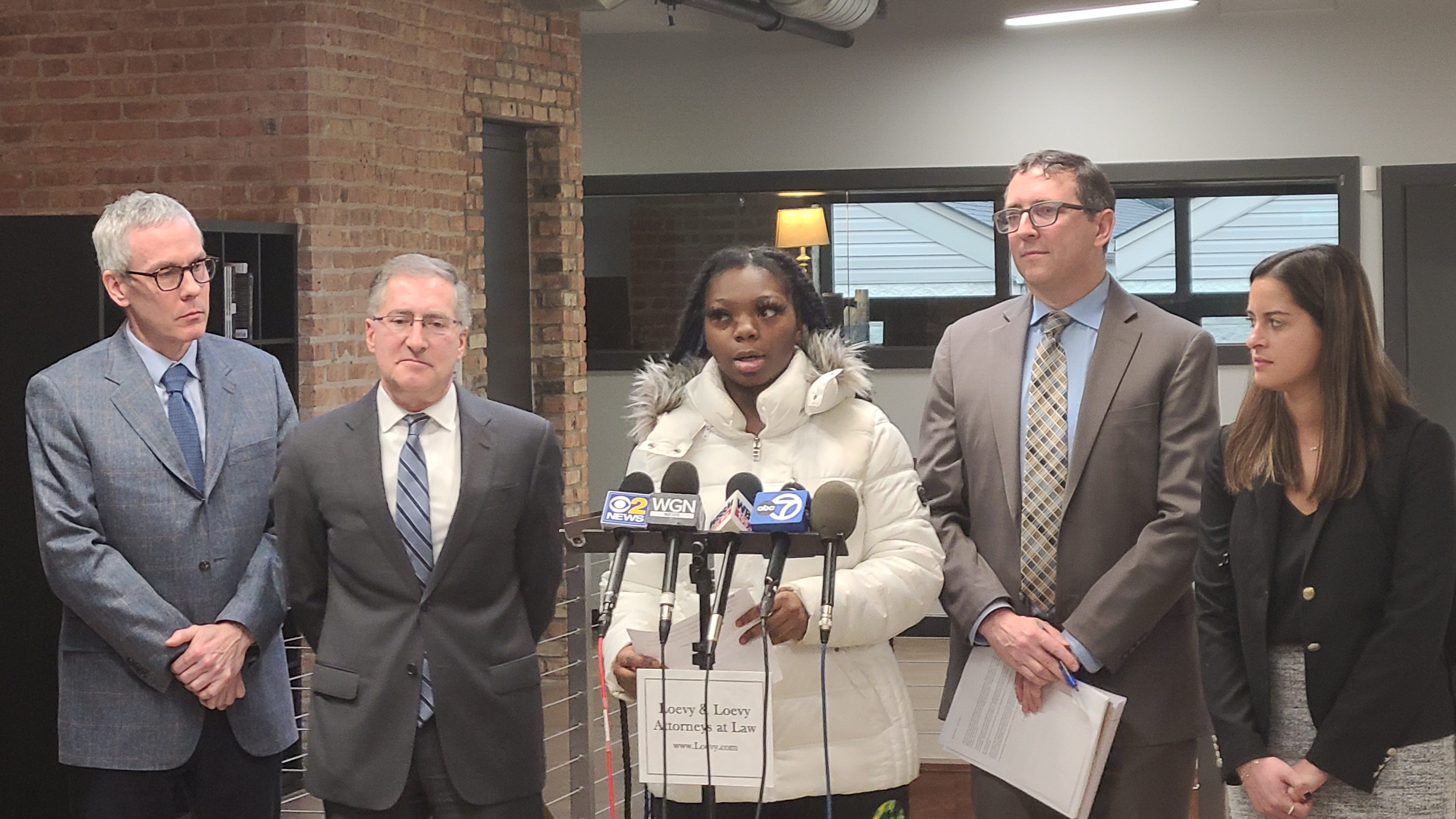 Illinois DCFS accused of illegally leaving children to sit in juvenile detention centers