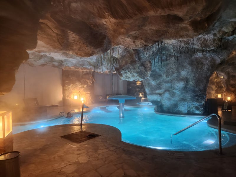 Relaxing at Dreams Spa by Pevonia