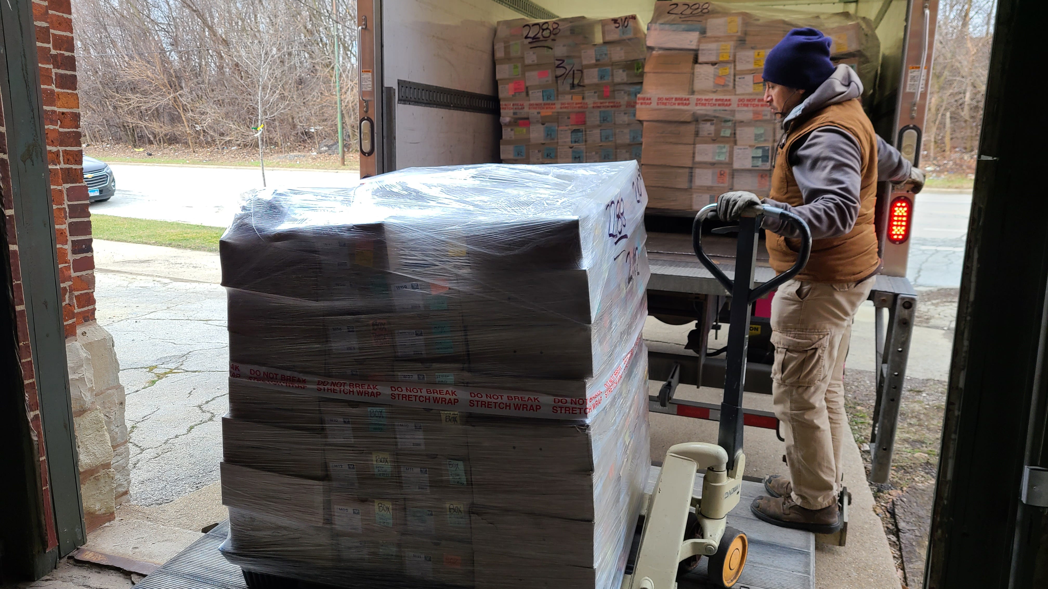 Over 1,000 pairs of donated shoes arrives in Chicago area but headed to Ukraine next