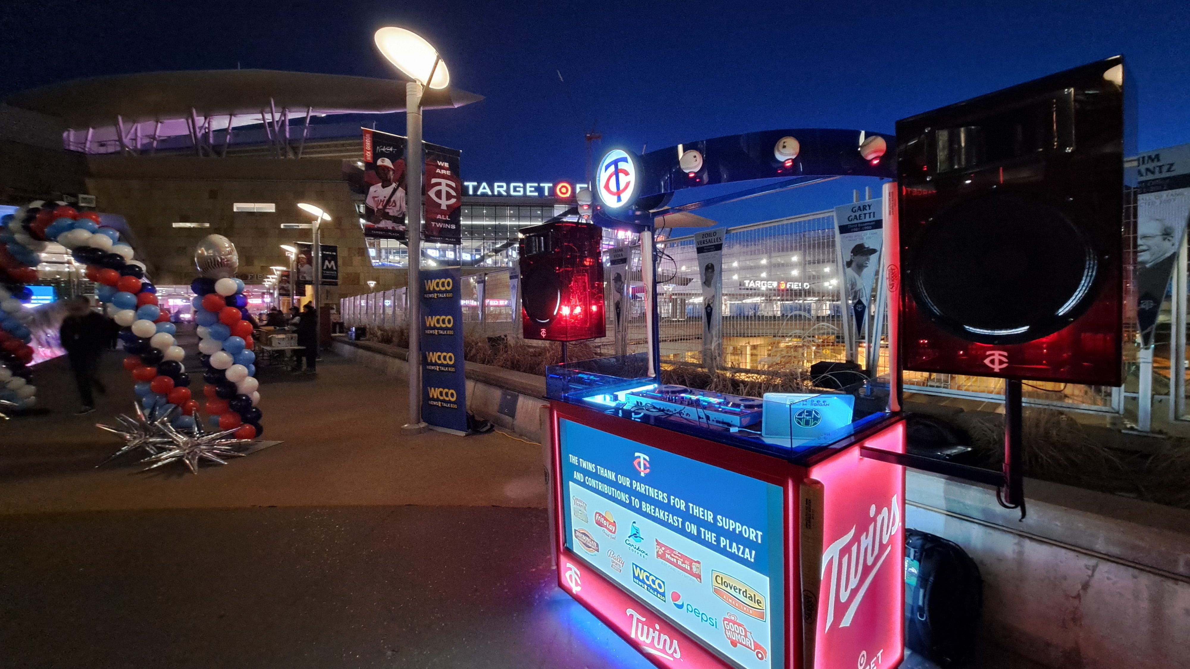 Twins Opening Day: See some of the highlights from the Breakfast on the Plaza
