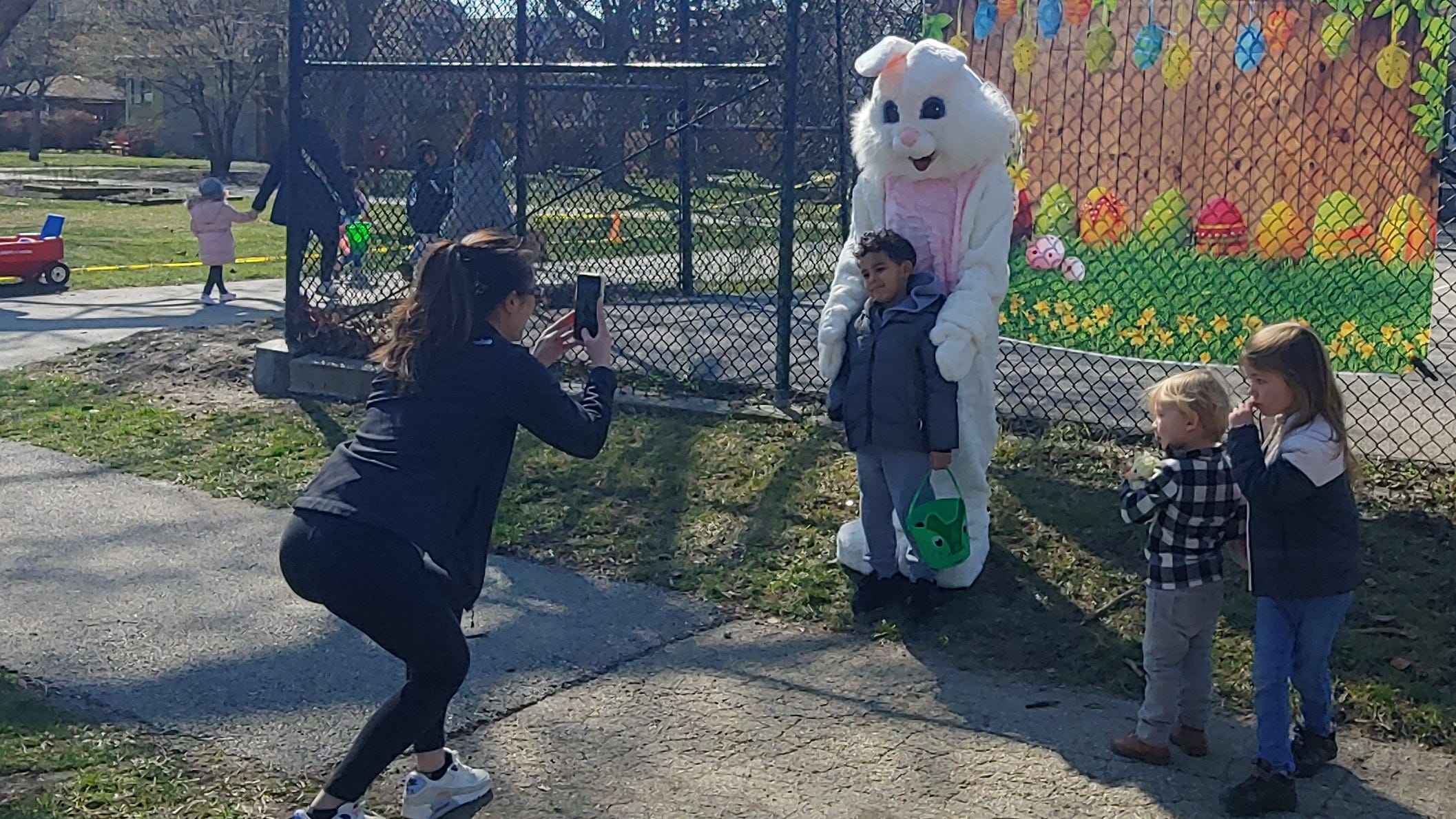 Dozens participate in Easter egg hunt on Northwest side