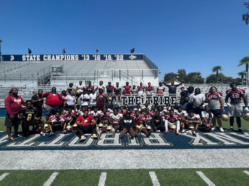 Creekside Seminoles football