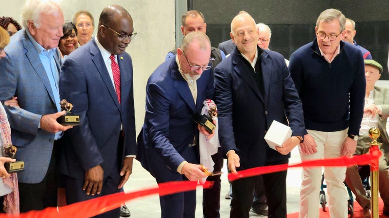 Great Point Studios ribbon cutting