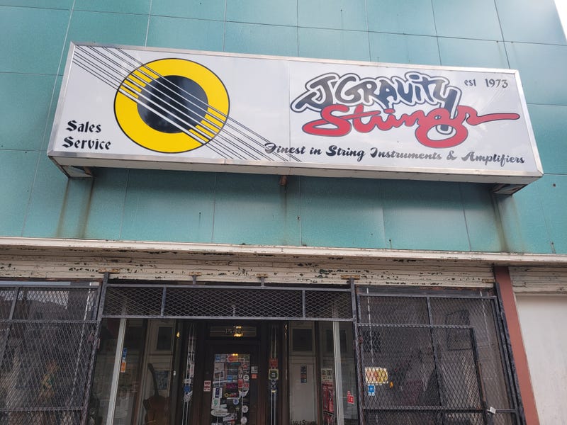 J Gravity