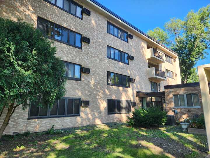 Dickman Park Apartments