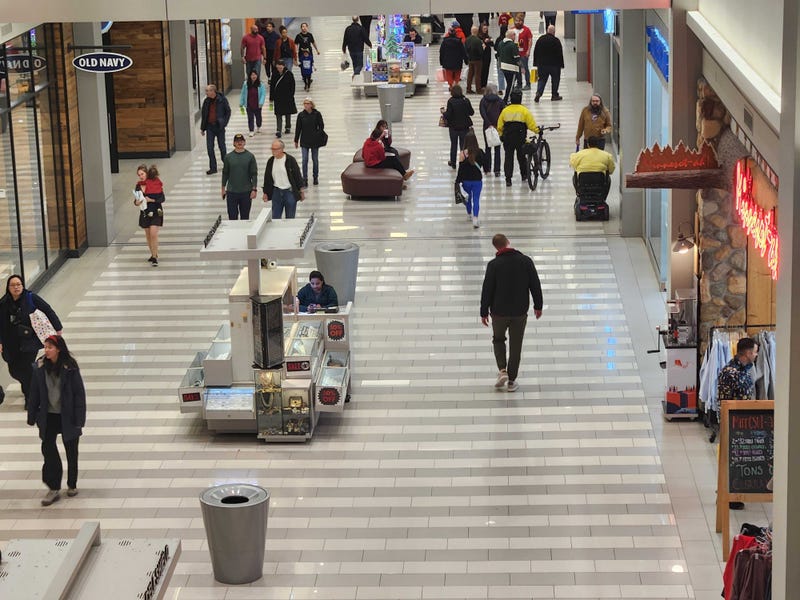 With one day to go, hundreds of shoppers were still in search of that perfect gift at Bloomington, Minnesota's Mall of America.