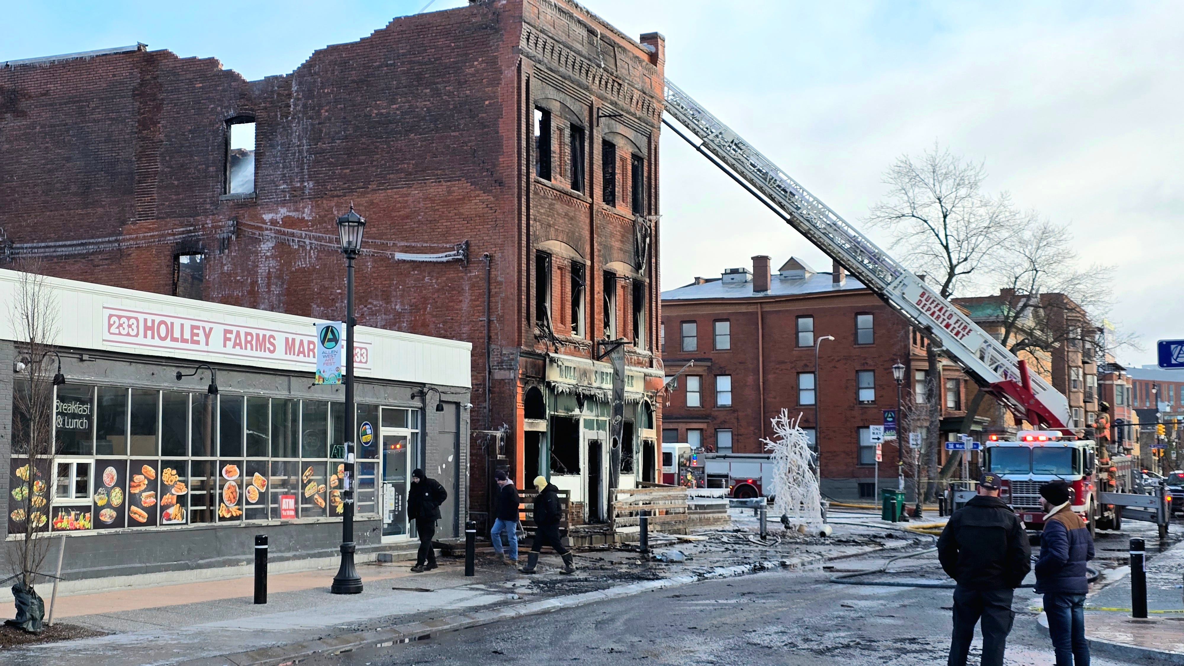 Another piece of Allentown history goes up in flames