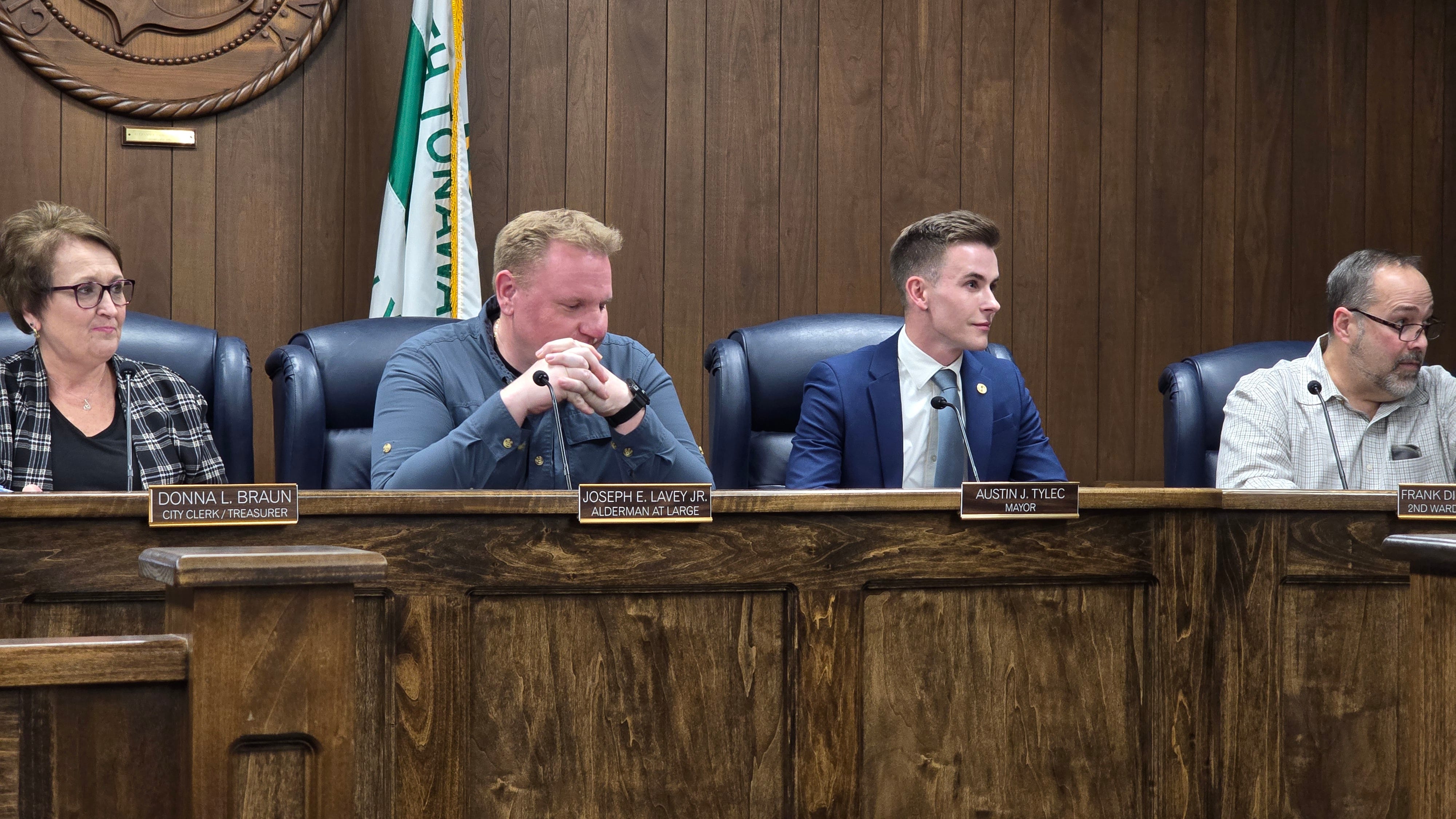 North Tonawanda residents share thoughts on 'nuclear-free zones' in public hearing Tuesday