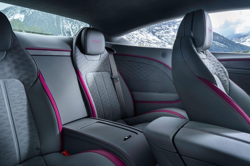 2025-Bentley-Continental-GTC-Cockpit