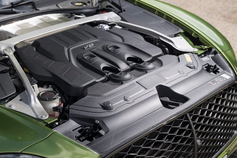 2025-Continental GT-Speed-engine-