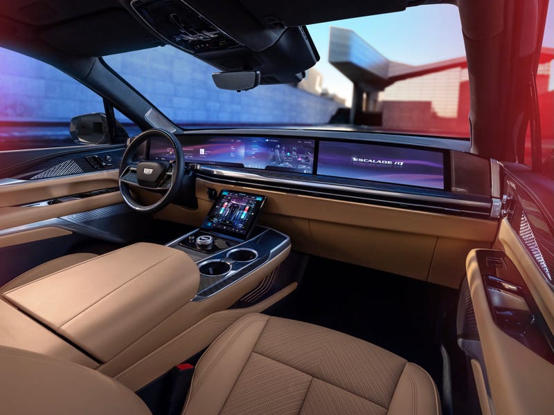 2025 Cadillac ESCALADE IQ