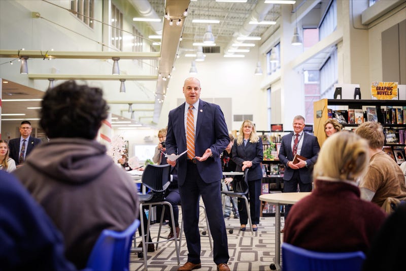Attorney General Dave Sunday hosted a roundtable discussion on Wednesday, Feb. 18 with members of the Bucks County UI Student Forum at William Tennent High School in Warminster, Pa.