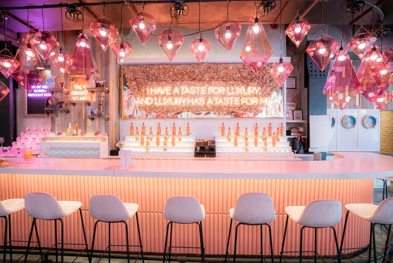 Diamonds & Rosé Experience by Bravo Bucketlisters