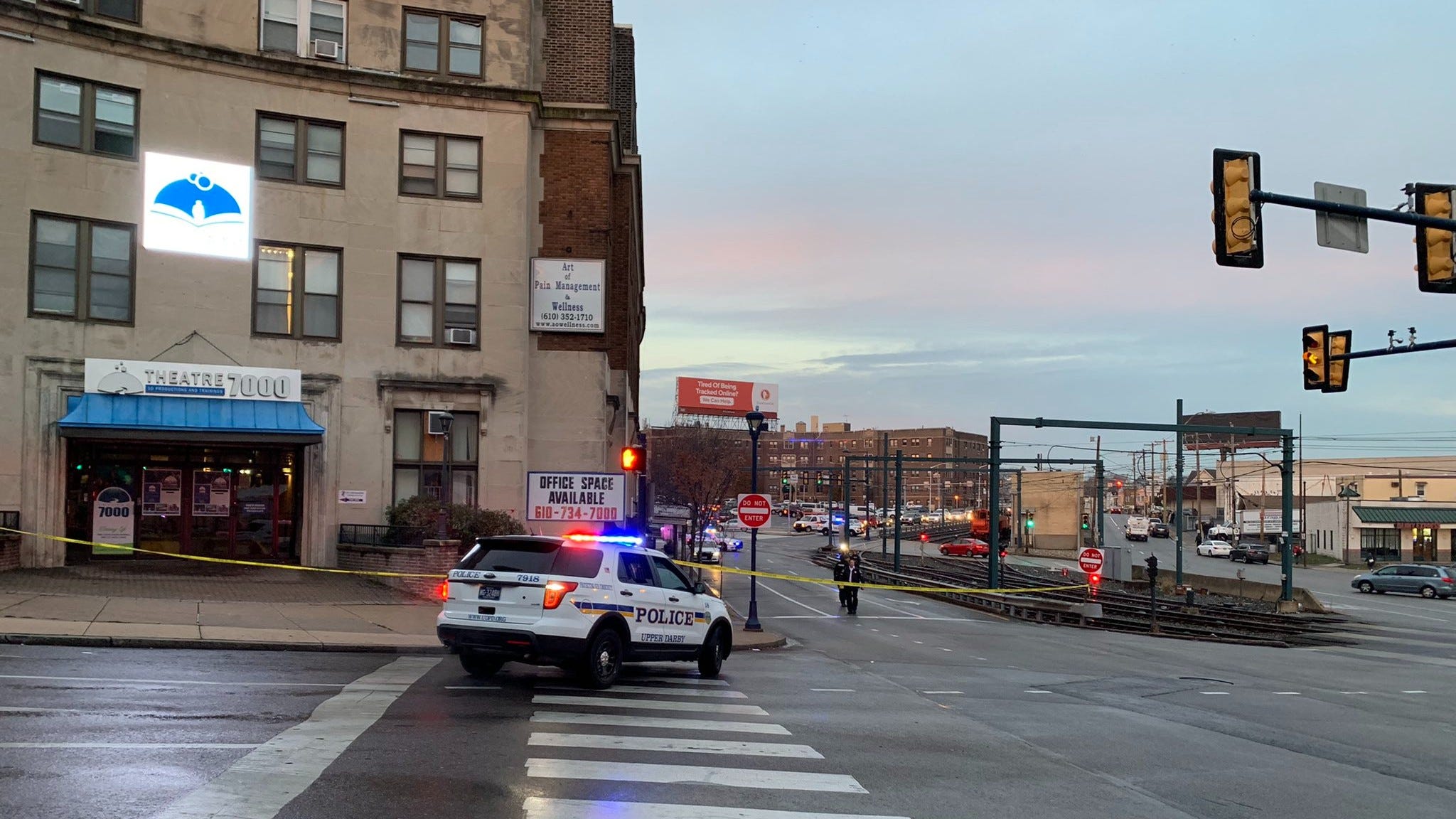 Police arrest man suspected of killing one, injuring another before firing at SEPTA cops