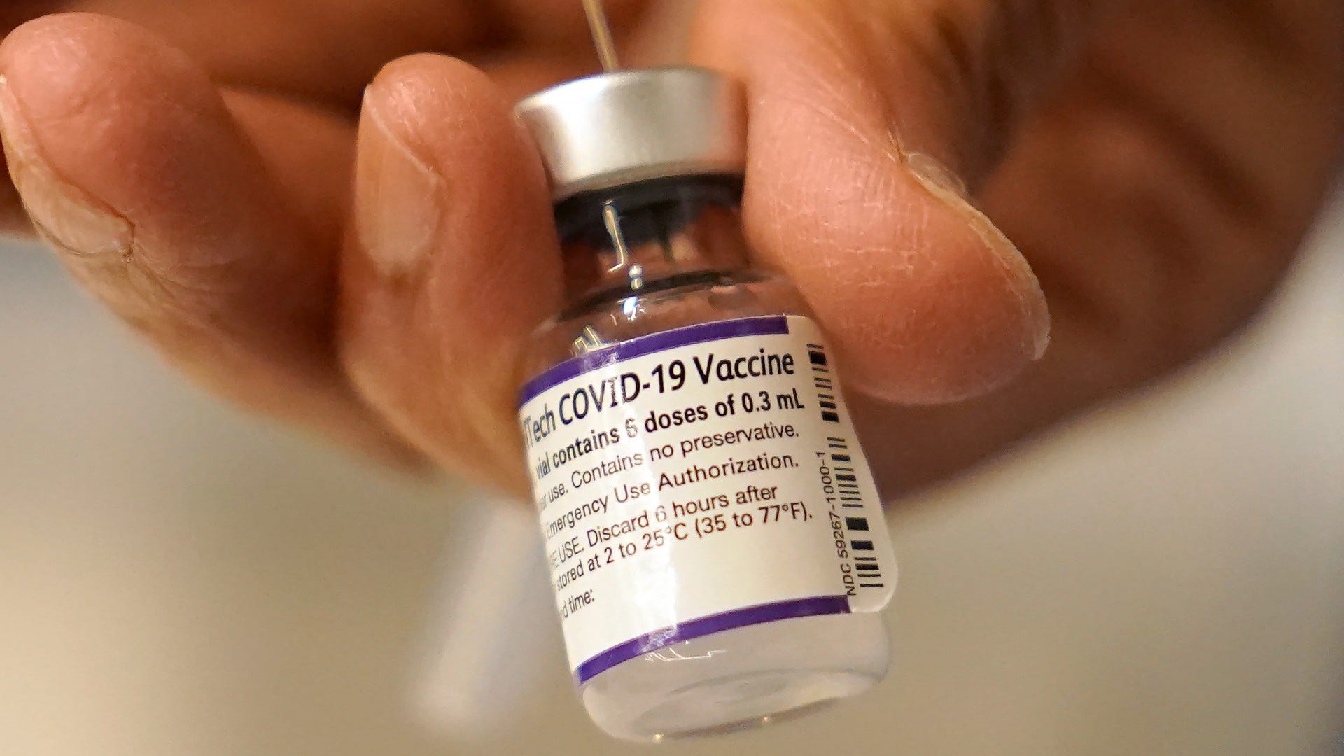 Pfizer says 3 doses of its COVID-19 vaccine neutralize omicron variant