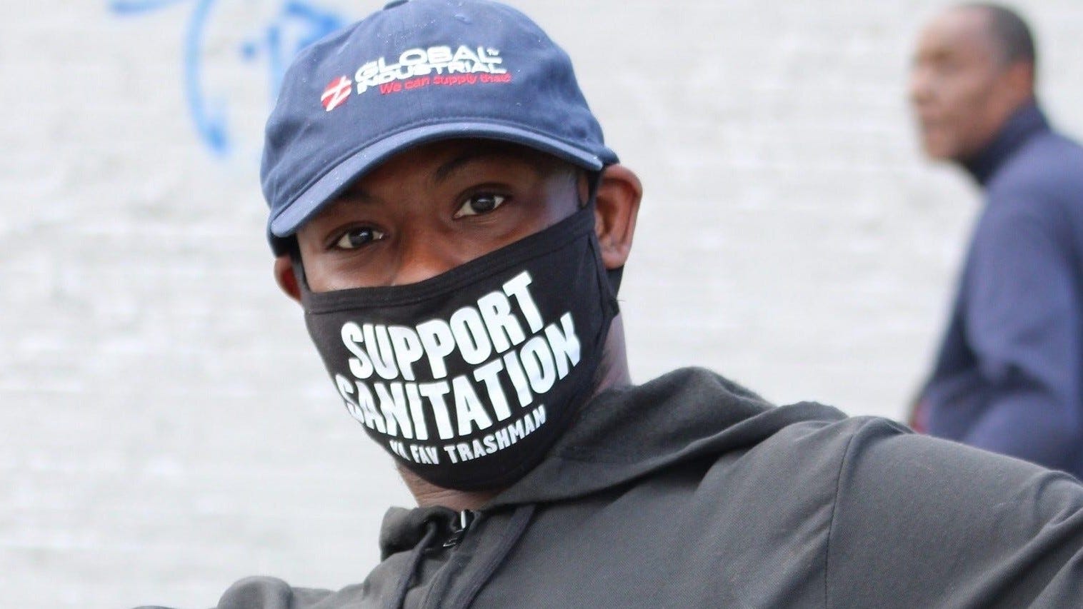 'Ya Fav Trashman,' Philly social media influencer, offers to help city pick up garbage