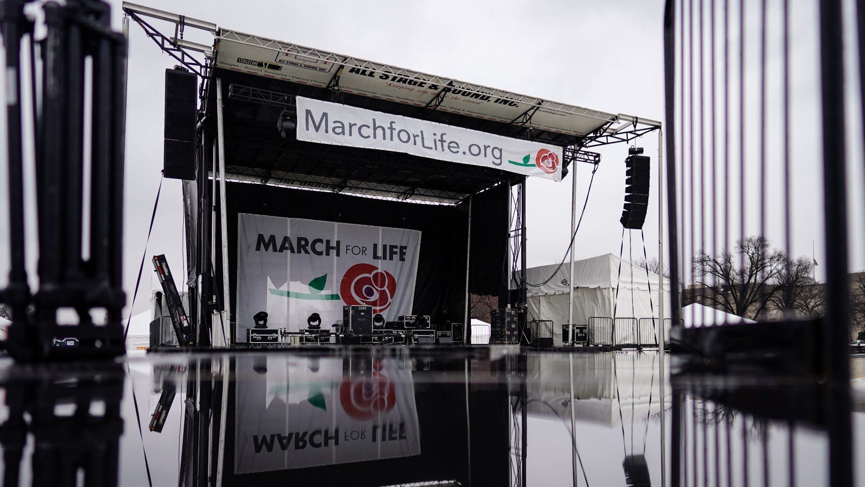 With legal abortion in question, 2,000 Philly Catholics go to March for Life
