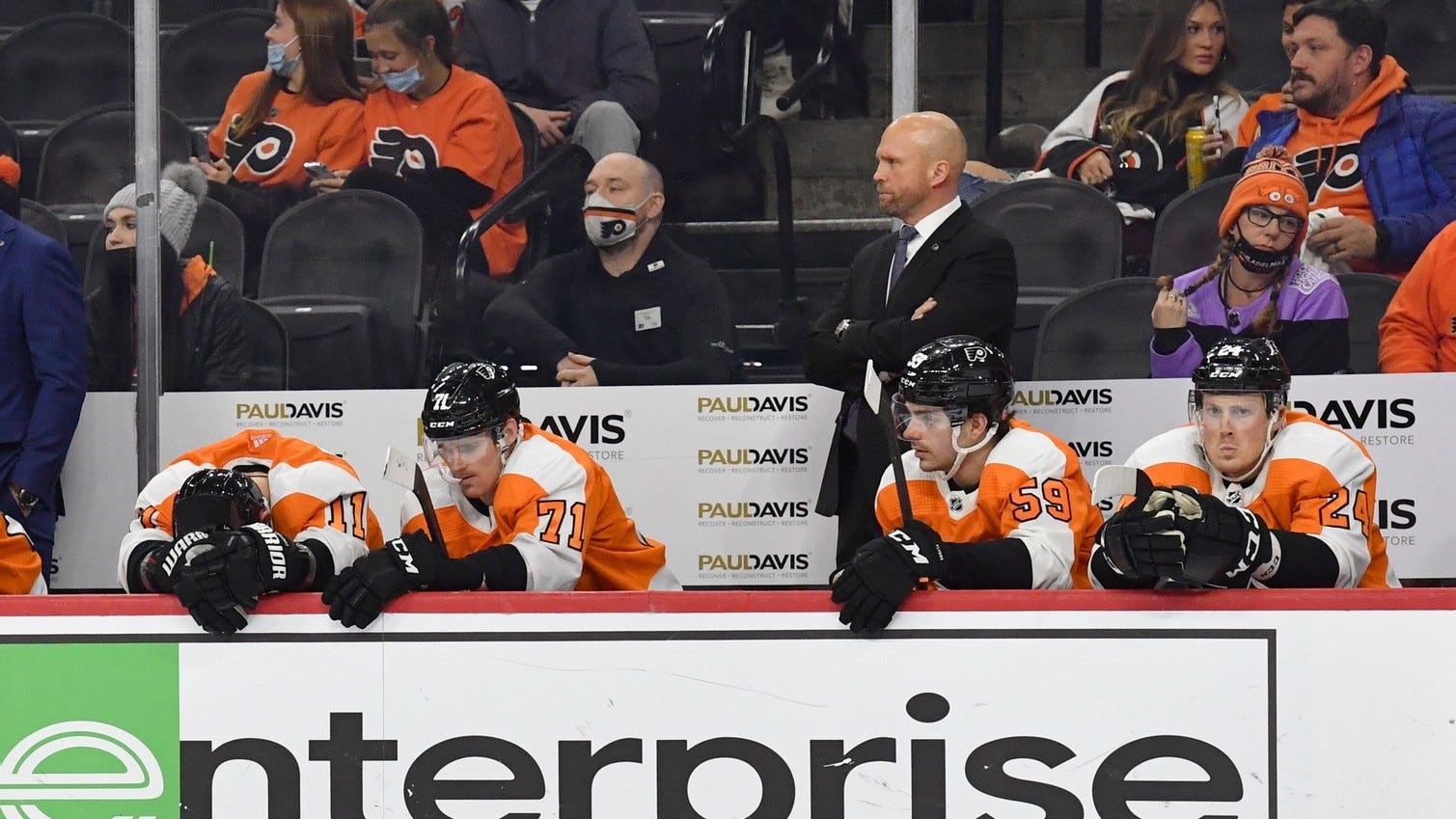 With 12-game losing streak, Flyers match their own 1999 record