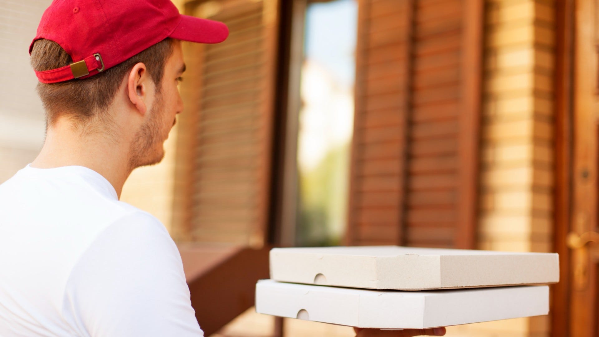 A Philly pizza delivery driver shot a guy he says tried to carjack him