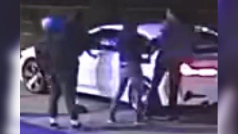 VIDEO: Police seek carjackers who stole white BMW from Germantown gas station