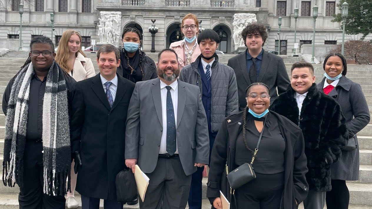 Philly student journalists travel to Harrisburg, cover Shapiro inauguration