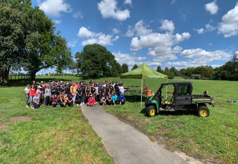 Watch 96.5 TDY as we help clean up Philadelphia's FDR Park | #1Day1Thing