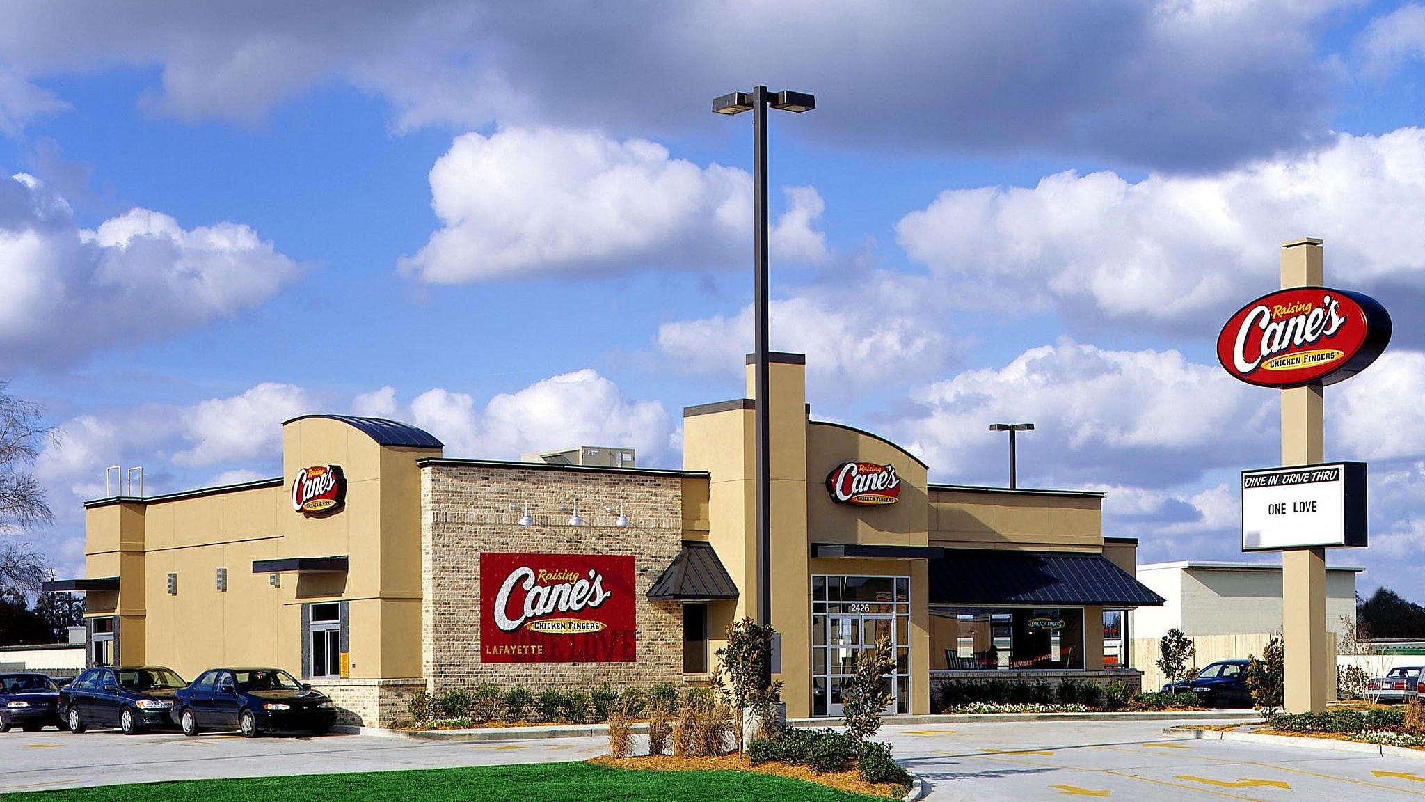 Raising Cane's workers to receive pay raise