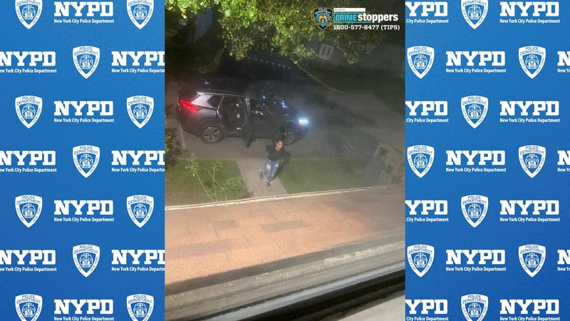 Staten Island man violently robbed by 4 people who knocked on his door at 4:30 a.m.