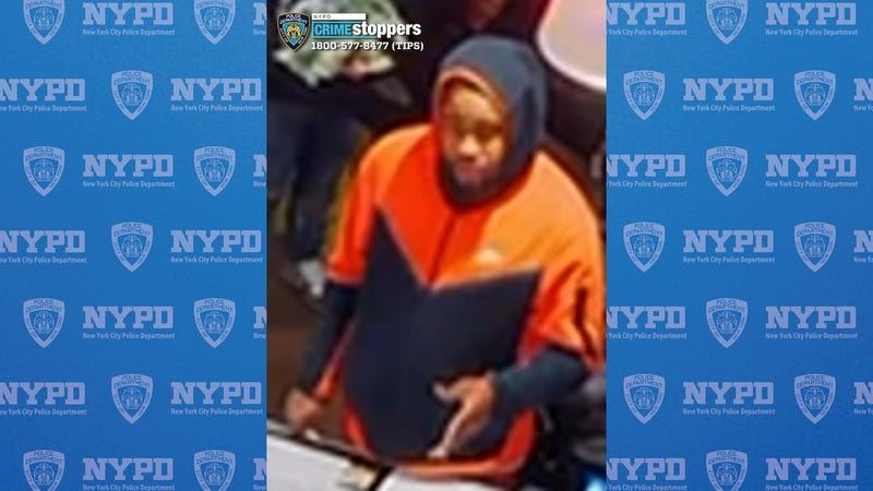 Man wanted for pulling gun in dispute with Pizza Hut worker in the Bronx
