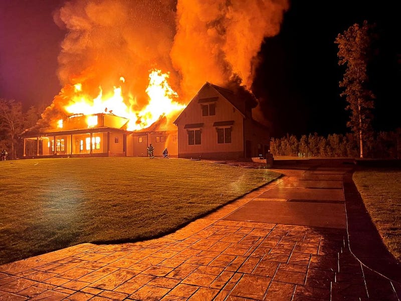Eastern Goochland home catches fire