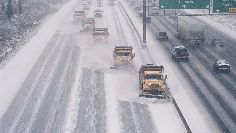 'Erratic' driver clipped snow plow in Jefferson County; Multiple accidents with MoDOT trucks