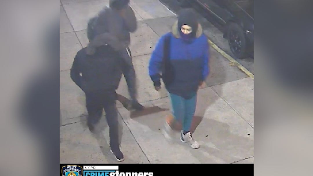 Group stabs, punches man, 62, in Bronx robbery