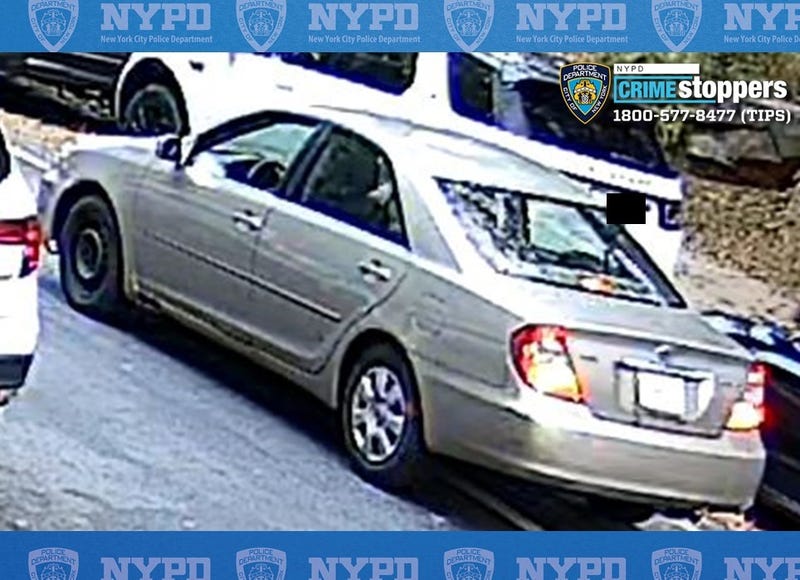 Suspects wanted for shooting man during attempted robbery in the Bronx