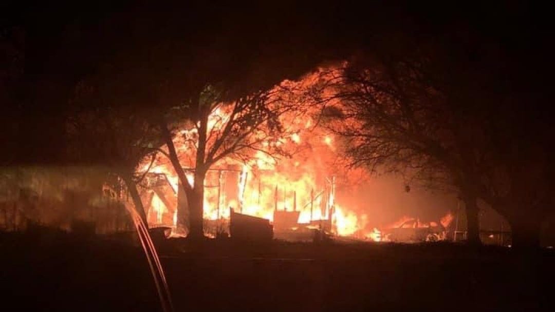 'Mama, hot': 2 year-old saves family of 7 from devastating fire