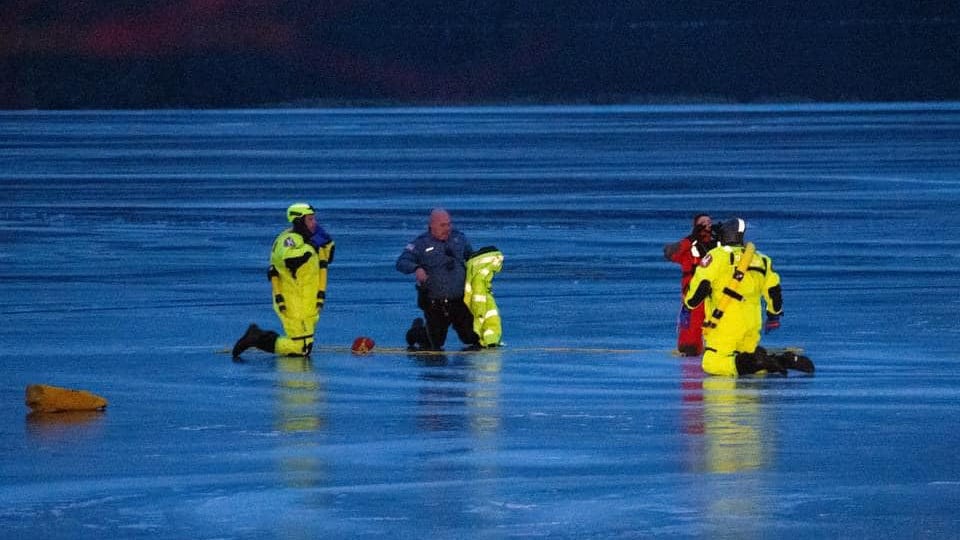 3 rescued after man on motorcycle falls through icy NJ lake: officials