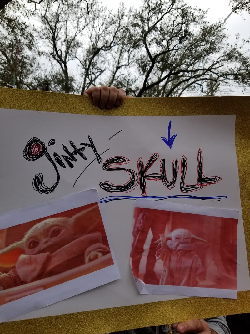 Baby Yoda skull sign