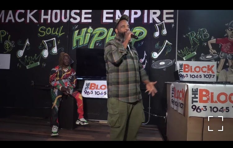 Akinyele In the Mackhouse Soundstage for his Unsigned Grind interview