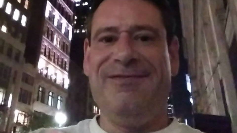 SI sex offender arrested for asking followers to kill protesters, Democrats, 'blow up' FBI building: prosecutors