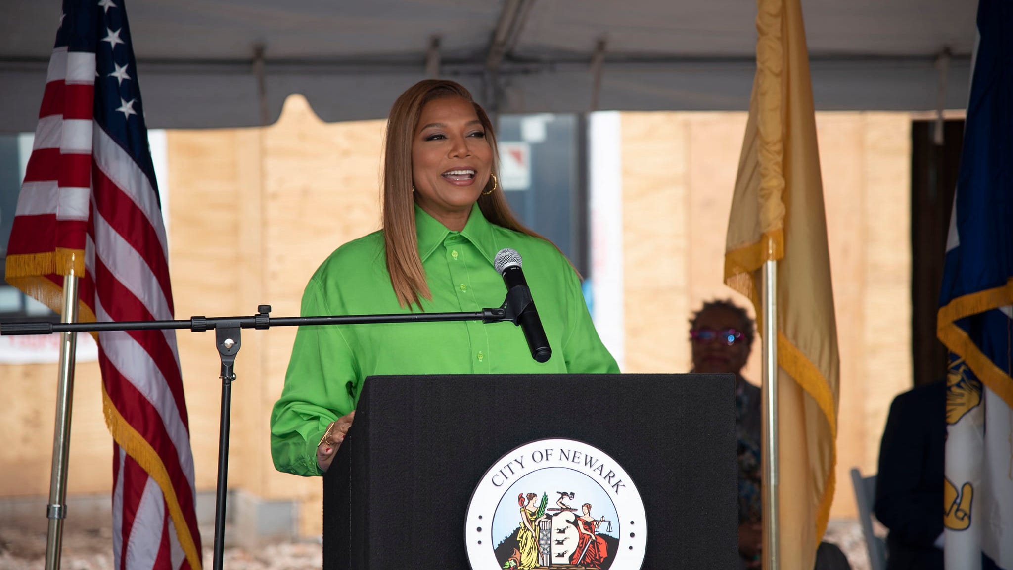 Queen Latifah helps break ground on Newark housing development