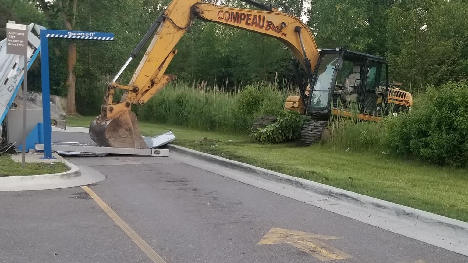 Crooks in stolen excavator foiled by police in attempt to break into ATM in Brownstown Township
