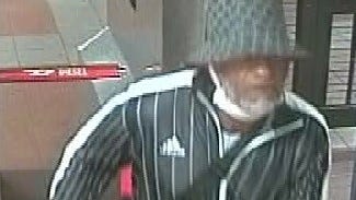 Cops searching for man who stabbed stranger in chest unprovoked on LES