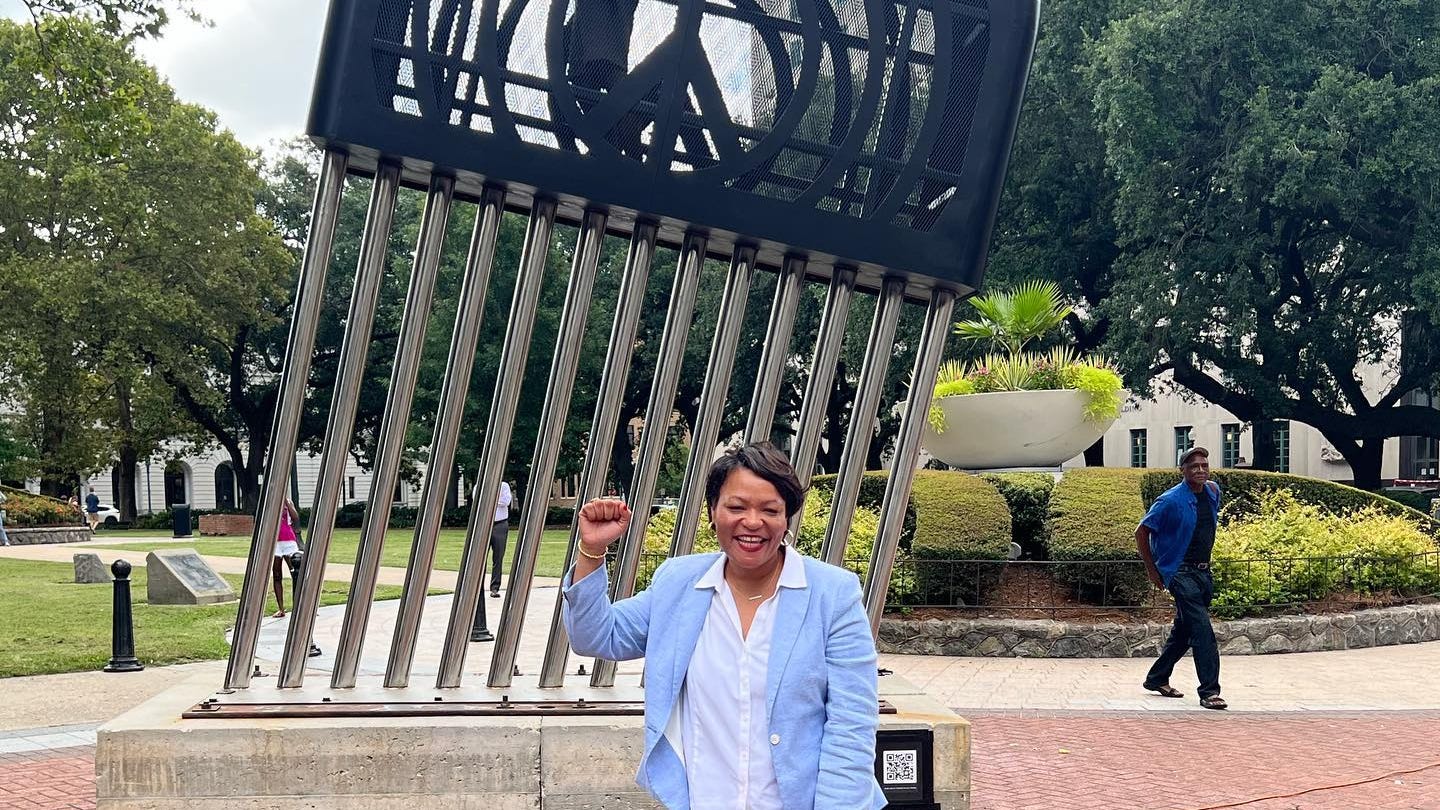 Cantrell unveils new statue commemorating Juneteenth in Lafayette Square