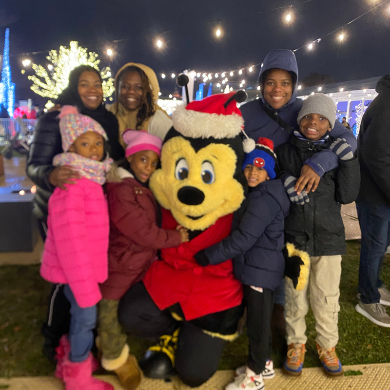 Jenn, Bill and Buzzbee’s Experience at Tinseltown Holiday Spectacular 2023