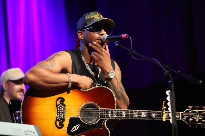 Jimmie Allen at Ten Man Jam 2022