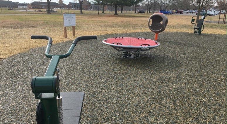Jefferson Barracks Cemetery park trail