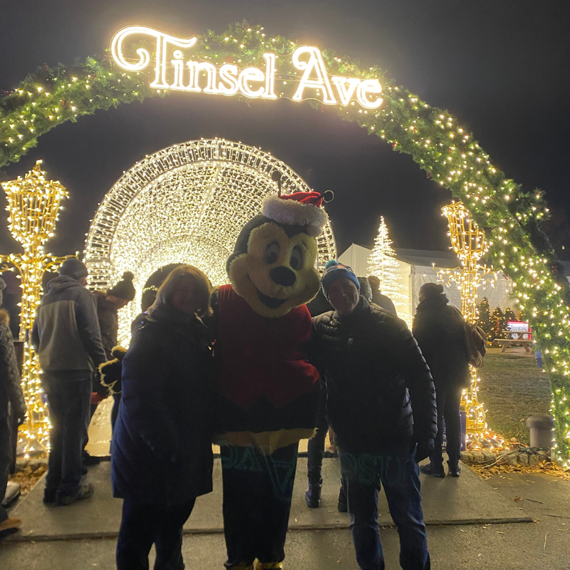 Jenn, Bill and Buzzbee’s Experience at Tinseltown Holiday Spectacular 2023