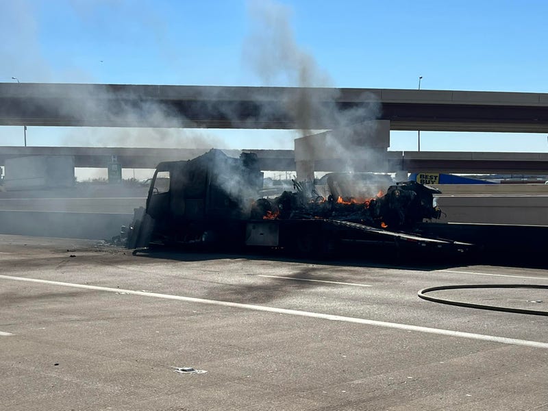 truck crash grapevine