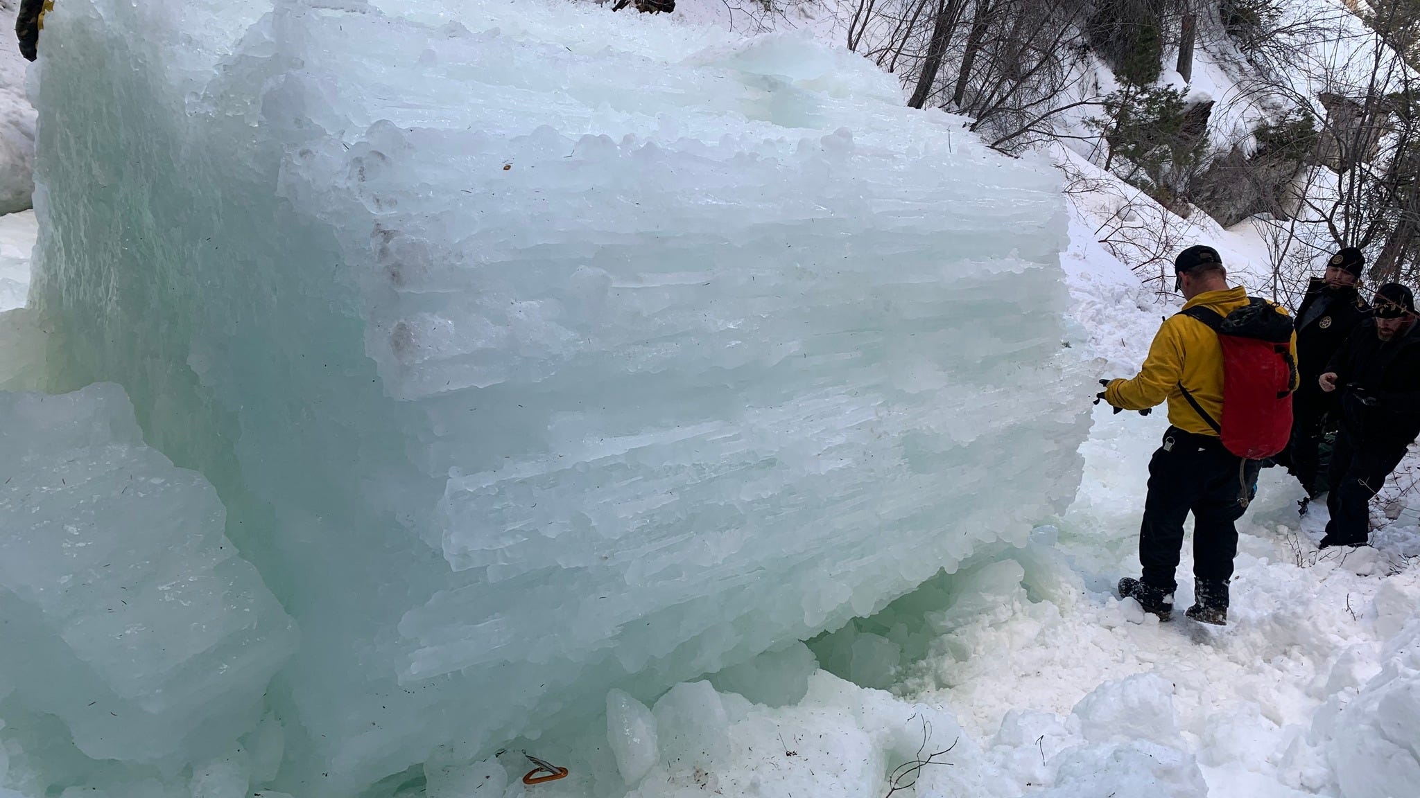Ice column from frozen waterfall kills hiker