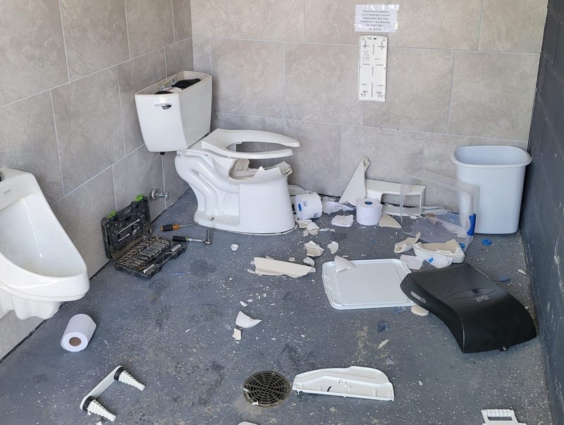A community in St. Clair County is banding together to find vandals responsible for busting up and destroying bathrooms at a little league ball park.