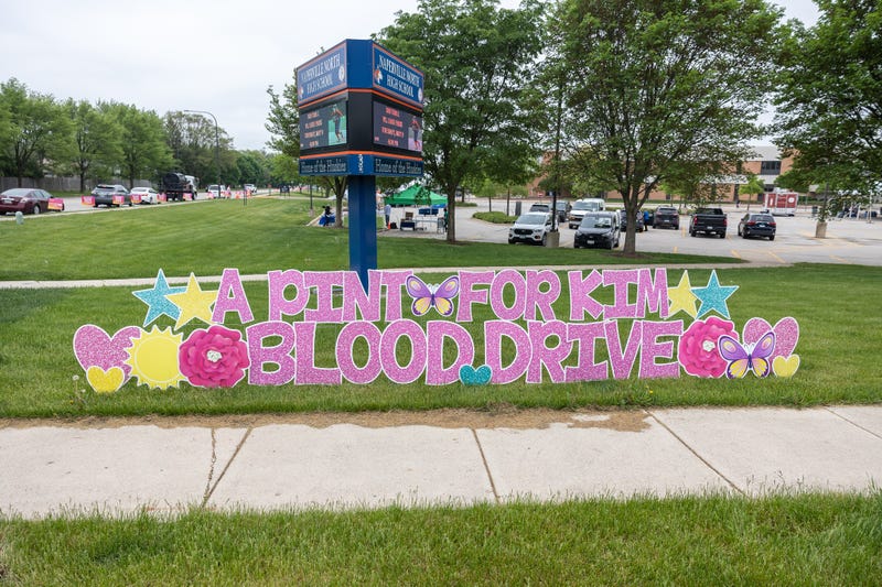 A sign welcomes donors and community members to the fourth annual A Pint for Kim Blood Drive, which was held at Naperville North High School on the day before Mother's Day in 2023.